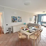 Διαμέρισμα Montegolo Four With Pool And View Costermano