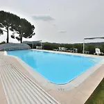 Montegolo Four With Pool And View Διαμέρισμα *