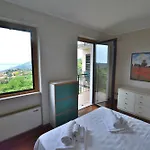 Montegolo Four With Pool And View Διαμέρισμα