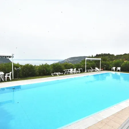 Montegolo Four With Pool And View Apartamento