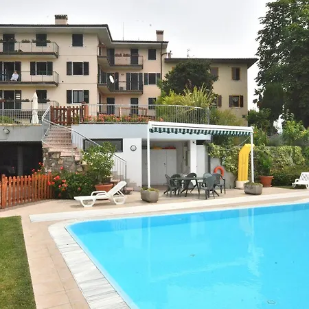 Montegolo Four With Pool And View Costermano