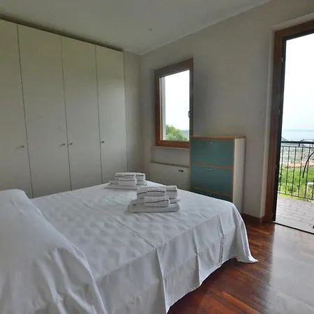 Montegolo Four With Pool And View Apartamento