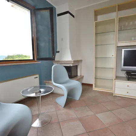 Montegolo Four With Pool And View