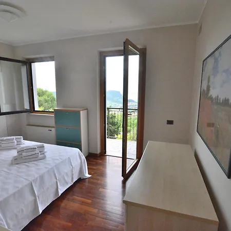 Montegolo Four With Pool And View Apartamento *