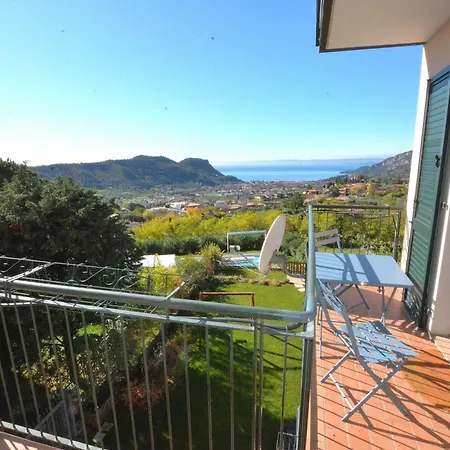 Apartamento Montegolo Four With Pool And View