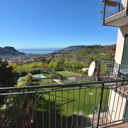 Montegolo Four With Pool And View Apartamento Costermano